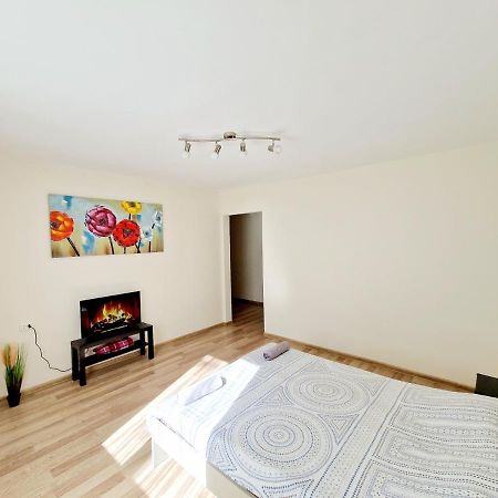 M&M Apartment X Self Check-In Panevėžys Eksteriør bilde